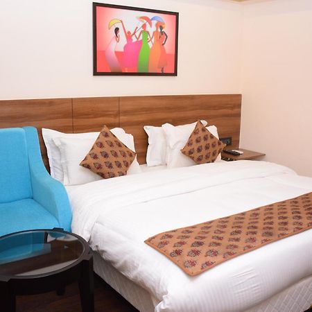Hotel Mumbai House Andheri East, Mumbai Exterior photo