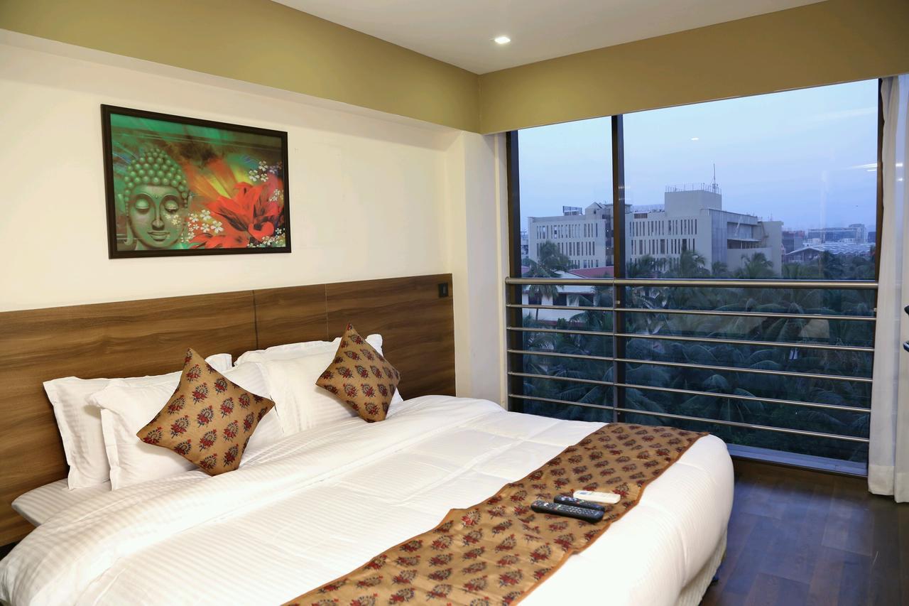Hotel Mumbai House Andheri East, Mumbai Exterior photo